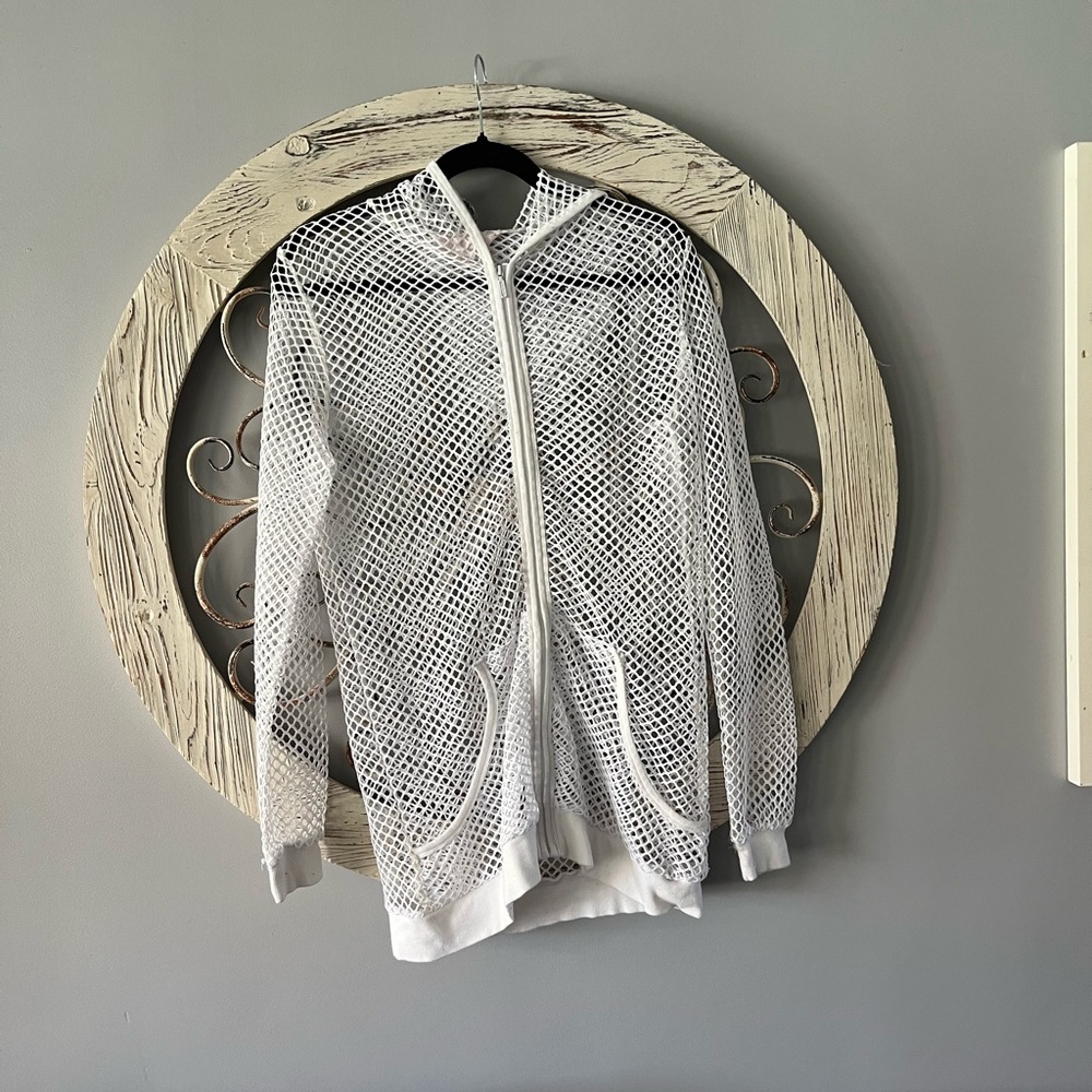 Victoria’s Secret cover up